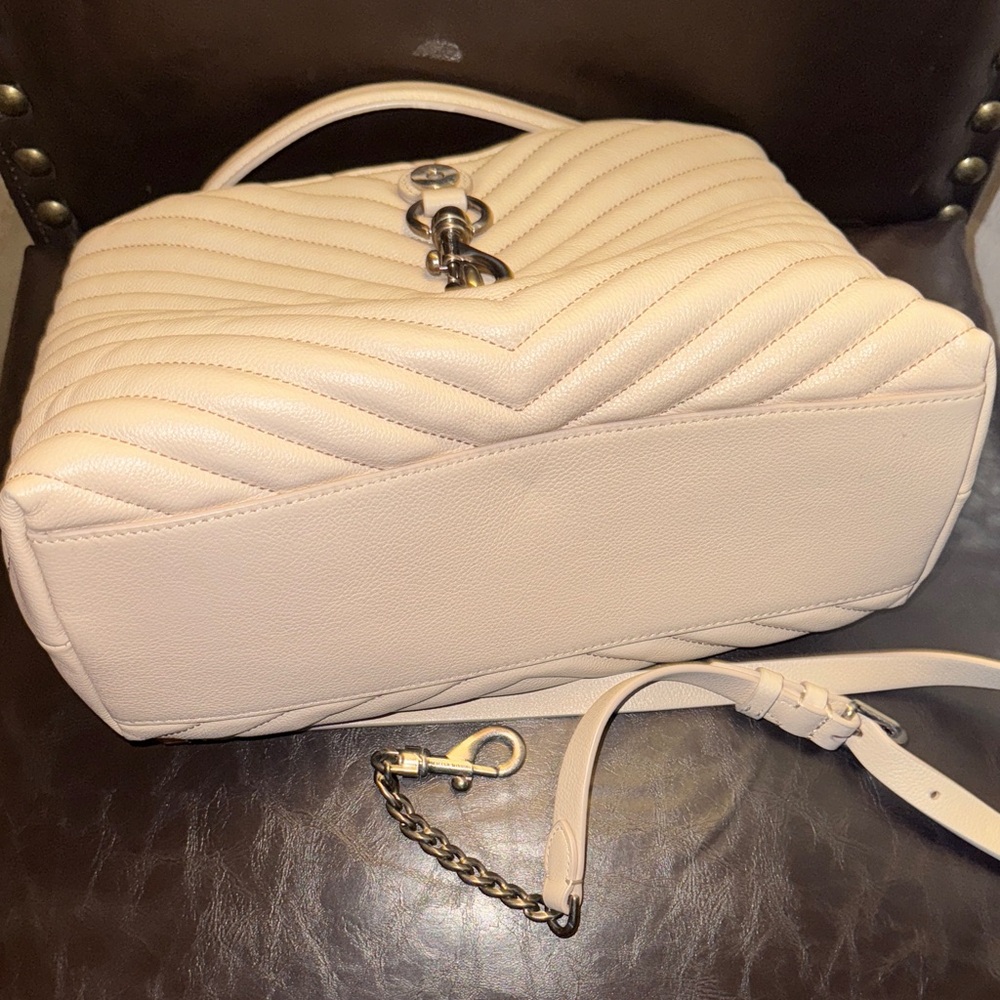 Rebecca Minkoff Elegant Cream Quilted Handbag - Picture 2 of 3